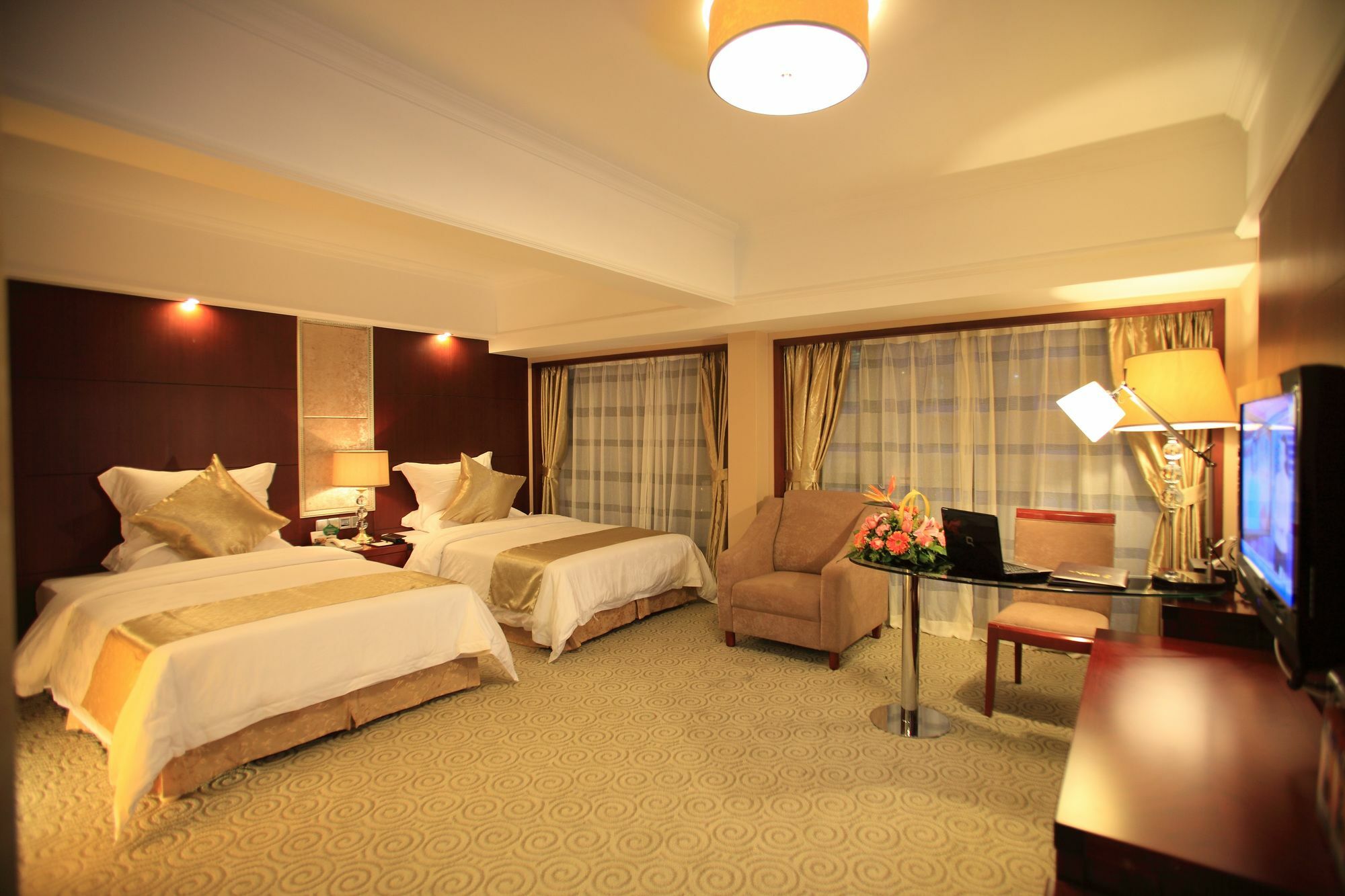 Perthden Hotel Shenzhen Exterior photo